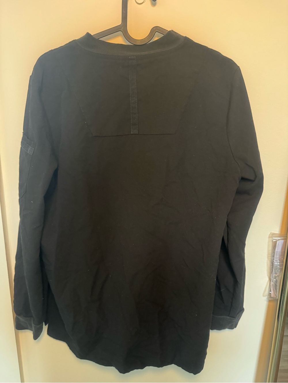 FIGS Scrub Jacket - Picture 3 of 3